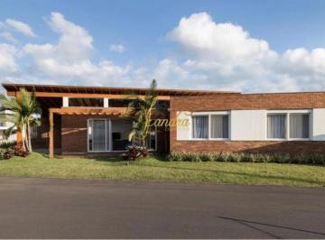 Casa · 226m² · 4 Quartos · 2 Vagas · Casa no condomínio Malibu mobiliada e decorada