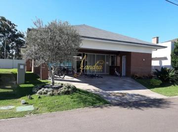 Casa · 238m² · 4 Quartos · 2 Vagas · Excelente Casa no Condomínio Malibu! Com 04 suites