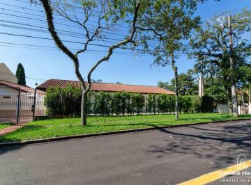 Casa de 3 quartos, Curitiba · Casa Comercial no Seminário!