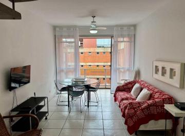 Apartamento · 185m² · 3 Quartos · 1 Vaga · Cobertura (lado praia), 3 dorms., Enseada