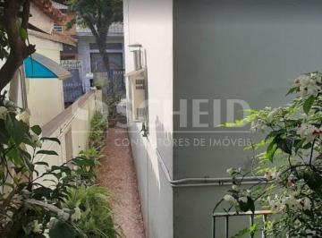 Casa · 244m² · 5 Quartos · 3 Vagas · Terreno com 03 imóveis - Comercial ou residencial - 03 vagas