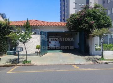 Casa · 272m² · 3 Quartos · 2 Vagas · Casa Térrea -  Bairro Santos Dumont