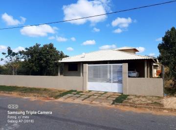 0107e3b68f0582a88d3229af5ec6d8436b11a45e · Casa à venda, 245 m² por R$ 849.000,00 - Condomínio Estância do Cipó - Jaboticatubas/MG