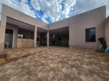 Casa de 3 quartos, Águas Claras · CASA FORA DE CONDOMÍNIO COM PISCINA!! PRÓXIMA EPNB
