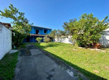 Foto · Casa à venda em Itanhaém-SP, bairro Grandesp: 2 quartos, 2 suítes, 2 salas, 3 banheiros, 5 vagas de 