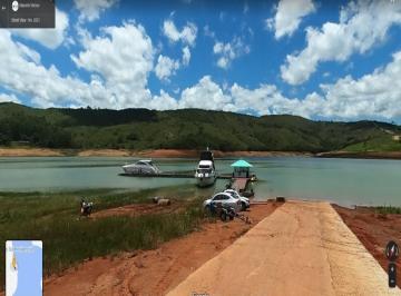 Foto 01 · ÁREA 334.000m² - PÉ NA AGUA E VISTA PARA A REPRESA - CAPITÓLIO - MINAS GERAIS