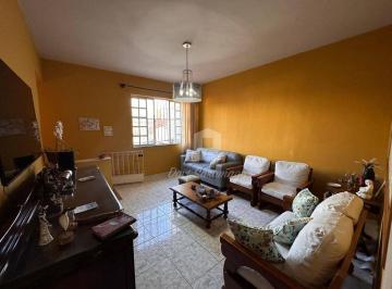 03dc2027b08567427e605ff51943d99143d6dd4d · Sobrado com 2 Quartos à venda, Santa Rosa - Niterói/RJ