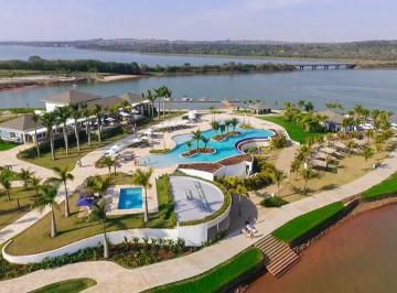 Terreno , Paranapanema · Lote 450 m2 com vista para a Represa em Condomínio c/ Iate Clube Resort