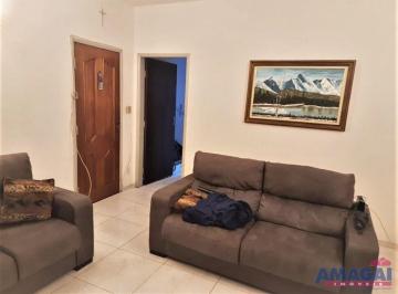 Casa · 244m² · 3 Quartos · 2 Vagas · Casa em Mogi das Cruzes, no bairro Vila Natal, à venda.