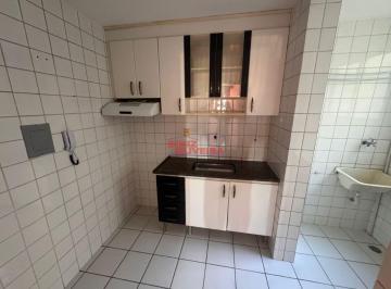 imovel_5138_78486.jpg · Apartamento 2 quartos, cozinha com armários