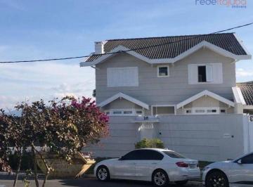 9a0f3553c359f01a12a6322eff956d7340251024 · Sobrado com 5 dormitórios à venda, 500 m² por R$ 2.500.000,00 - Pinheirinho - Itajubá/MG