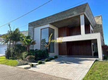 Casa · 360m² · 4 Quartos · 2 Vagas · Sobrado em condomínio em Itapeva - Torres com 04 suites obra para 09/22