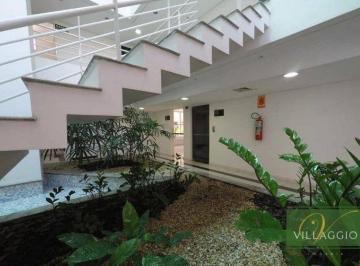 82693e787f03e807b0565180995c6ff7e0434a99 · Sala comercial/centro