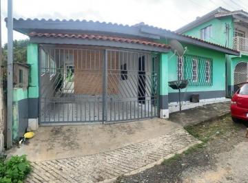 Foto 01 · Imóvel contendo 2 casas com fundo para lago no centro de São Lourenço da Serra