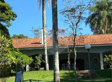 Área de Serviço · Sítio com 4 quartos à venda em Aguas de igaratá - SP
