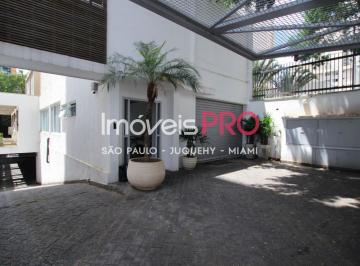 Comercial · 524m² · 13 Vagas · Prédio comercial com 13 vagas no coração de Moema