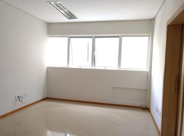 Comercial · 21m² · SALA COMERCIAL EM ÓTIMA LOCALIZAÇÃO.