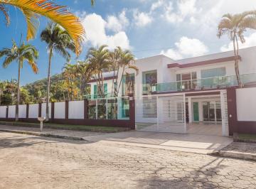 Casa · 411m² · 6 Quartos · 4 Vagas · Casa com 06 dormitórios sendo 03 suítes e 04 vagas