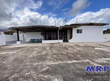 Foto 25 · Casa à venda na Maranduba em Ubatuba, 4 dormitórios, aceita financiamento bancário.