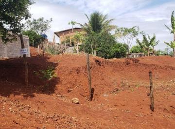 Foto 01 · TERRENO