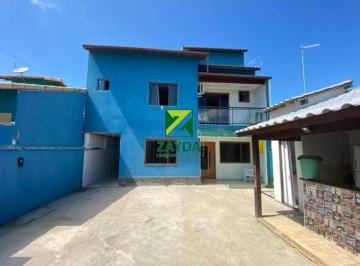 Foto 01 · Casa  em Condomínio à Venda em Cabo Frio-RJ, Nova Califórnia (Tamoios) - 4 quartos, 3 suítes, 2 vaga