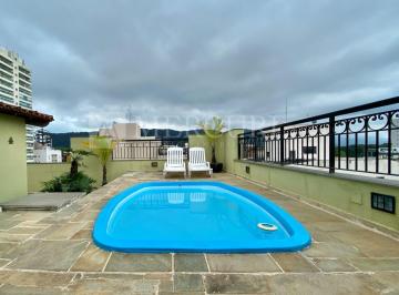 2520cd0853254a9cbf886fcfd4042fdb9b85e994 · Cobertura no Guarujá, Enseada, 3 Quartos, Sendo Suítes, Varanda com Piscina e Churrasqueira - Mercur