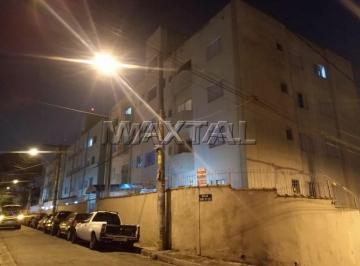 Apartamento · 67m² · 2 Quartos · 1 Vaga · Apartamento Vila Milton Guarulhos 2 dormitórios, sala 2 ambientes, 2 banheiros. Sacada e garagem.
