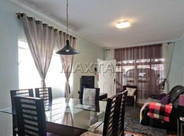 Comercial · 400m² · 5 Quartos · 2 Vagas · Sobrado versátil, tanto para uso comercial ou residencial, 400 m², no Jardim São Paulo com 2 vagas.