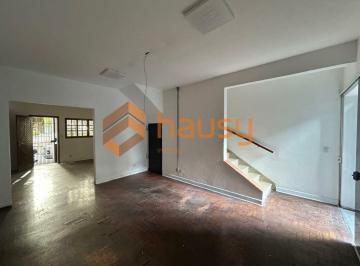 Casa · 140m² · 3 Quartos · 1 Vaga · CASA com entrada por vila particular ou rua comercial