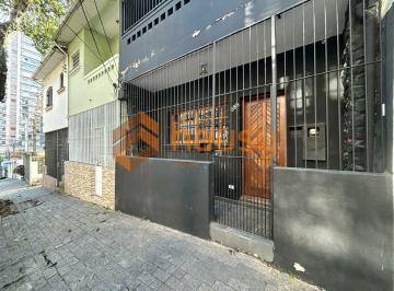 Casa · 140m² · 3 Quartos · 1 Vaga · CASA com entrada por vila particular ou rua comercial