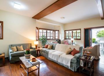Foto 01 · Casa Residencial de Alto Padrão no Jardim das Bandeiras | 300m²