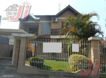 Casa · 242m² · 4 Quartos · 1 Vaga · Casa - Centro