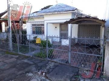 Casa · 70m² · 2 Quartos · Casa - Centro