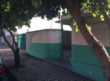 83942361.jpg · Vende-se terreno em localização privilegiada no Centro!