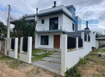 Foto 15 · Aluguel por Temporada em Garopaba-SC: Sobrado Novo de 3 Quartos na Praia da Barra - Acomodação para 