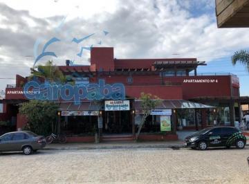 Foto 01 · Aluguel anual em Garopaba: Apartamento de alto padrão a 150m da praia central, 1 quarto, 1 suíte, 1