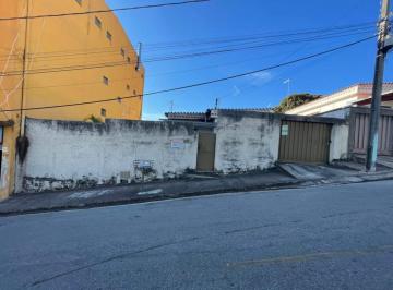 Casa · 1216m² · 2 Quartos · 2 Vagas · Casa no Bairro Santo Antônio com lote de 1216 m²