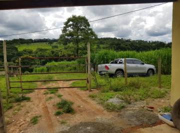 94085_30-1_164928.jpg · PEQUENA FAZENDA