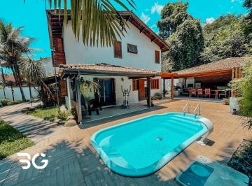 Casa 530m² Venda Centro · Casa em Caborê Paraty