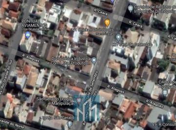 Terreno · 372m² · Lote Centro
