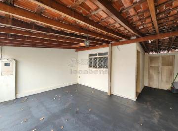 Casa · 100m² · 2 Quartos · 2 Vagas · Locação de sobrado com 2 dormitórios e 2 vagas de garagem localizado no bairro Silva Jardim.