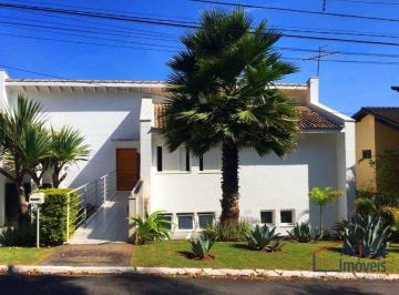 b229442b42a30d6e6d7fa567562f595642f28c5b · Casa Contemporânea com 3 Dormitórios, Hidromassagem e Pé Direito Alto, 221 m² - Nova Higienópolis - 
