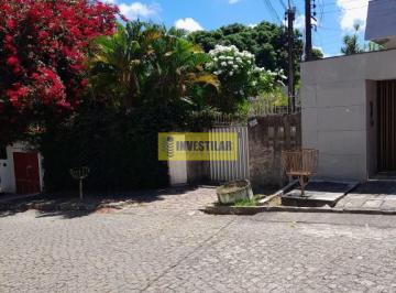 VD1010_01.jpg · CASA EM FUNDÃO 