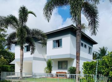 Foto 01 · Casa de luxo em condomínio à venda em Busca Vida, Camaçari-BA: 4 quartos, 4 suítes, 2 salas, 2 banhe