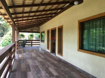 imovel_1581_18397.jpg · Vende casa 04 quartos - Bandeirantes / Garças