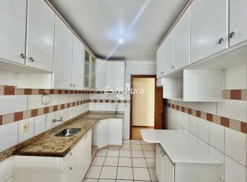 Apartamento · 86m² · 3 Quartos · 1 Vaga · Apartamento com 3 dormitórios no centro de Santa Maria