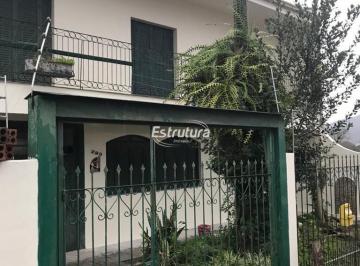 Casa · 290m² · 4 Quartos · 3 Vagas · Casa de dois pisos no Bairro Medianeira