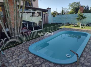 Casa · 270m² · 3 Quartos · 2 Vagas · Sobrado com 2 apartamentos individuais no bairro Pinheiro Machado