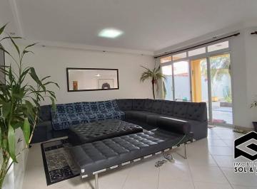Casa · 230m² · 4 Quartos · 4 Vagas · AMPLA CASA MODERNA, BEM LOCALIZADA