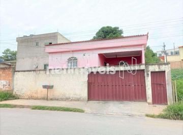 e5399eb6-1-whatsapp-image-2020-12-04-at-13.34.29-2.jpeg · Casa em lote de 360m2, rua tranquila asfaltada, próximo ao comercio.